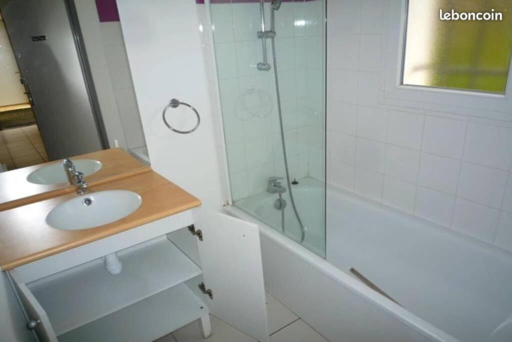 T3 duplex village geolia Saint geniez d'olt avec 2 piscines chauffée Exterior foto