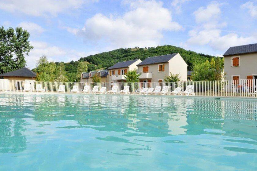 T3 duplex village geolia Saint geniez d'olt avec 2 piscines chauffée Exterior foto
