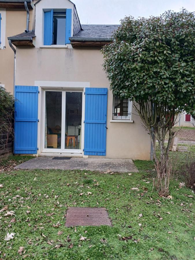 T3 duplex village geolia Saint geniez d'olt avec 2 piscines chauffée Exterior foto